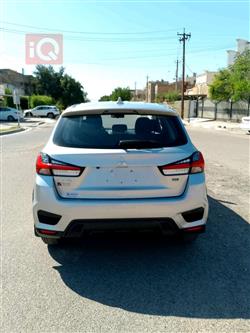 میتسوبیشی RVR